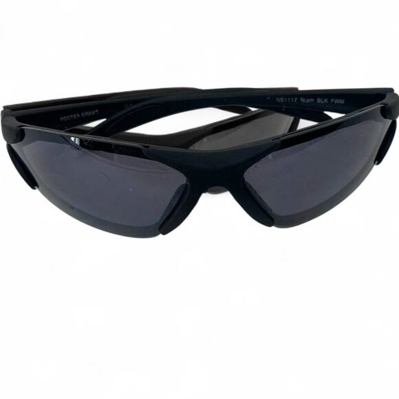 Foster Grant Backstop Polarized Sunglasses Wrap Rubberized Sporty Active Wear - Picture 1 of 5